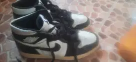 Sepatu second branded
