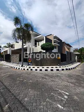 Nego! Rmh Darmo Permai Selatan dkt Graha Famili Pakuwon Indah Tol