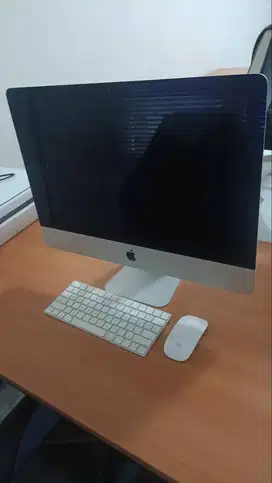 Dijual Murah saja iMAC Slim 2017 Layar uda retina