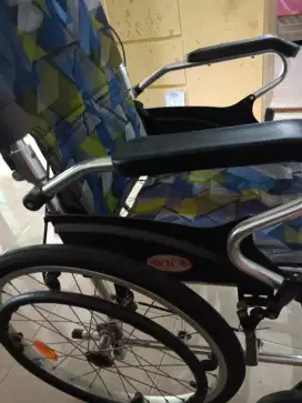 Jual kursi roda