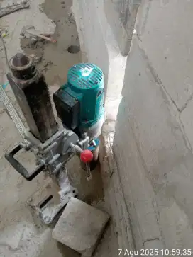 Mesin coring beton