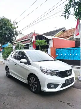 Brio Rs 2021(cvt) metik