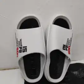 Sandal Pria Karet Jelly Putih