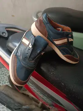Sepatu kulit lembut Bekas size 40