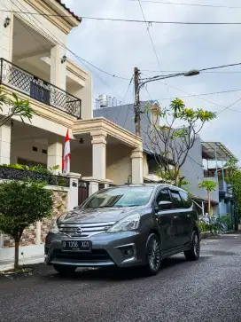 Grand Livina SV Matic 2013 Mulus