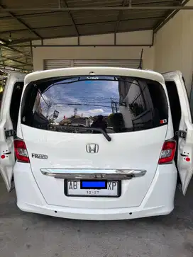 Honda Freed 2015 akhir