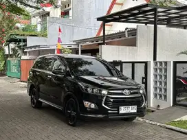 Toyota innova Venturer 2018 AT Matic 2.0 Model 2019