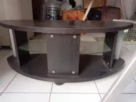Dijual meja tv kondisi seperti di foto