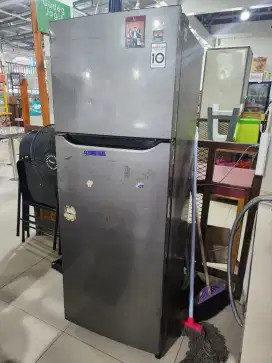 JUAL KULKAS LG 2 PINTU BESAR