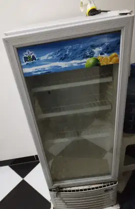 Jual showcase merk RSA