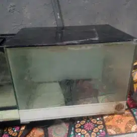 Dua aquarium bekas di jual aja