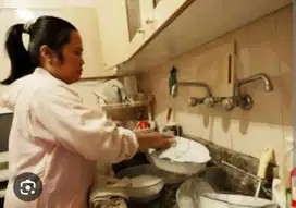 Asisten rumah tangga sederhana