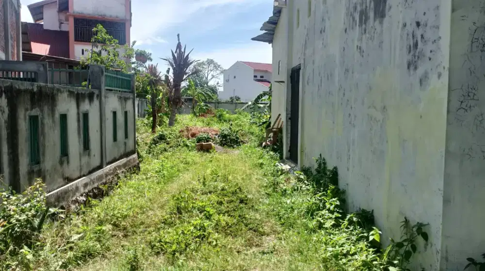 Dijual tanah luas 1600 Mtr lokasi sangat strategis padat perumahan