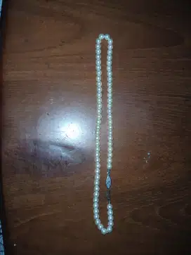 Kalung mutiara plastik cantik