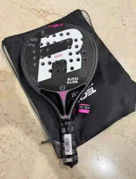 Raket Royal Padel M27 Light 2025