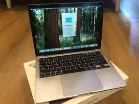 Macbook pro 2020 M1 Ssd 256gb ex iBox Fullset dus