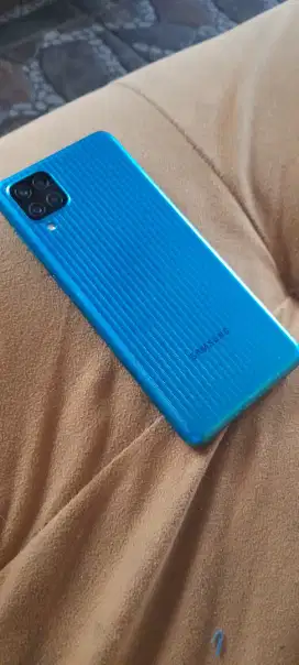HP Samsung M12 3/32gb Green Mulus Normal