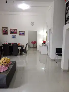 Jual cepat Villa bagus di Ujung Berung Atas, Ciporeat bandung timur