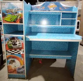 Dijual MURAH Meja Belajar Anak + lemari motif Hot Wheels