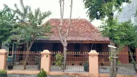 Rumah lokasi strategis 500 m dari Jl Fatmawati Semarang