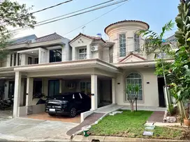 Rumah Mewah Full Furnished Cikarang - Lokasi Strategis