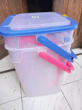 Wadah jualan minuman merk shinpo kapasitas 35 liter 4 pcs gayung 2 pcs
