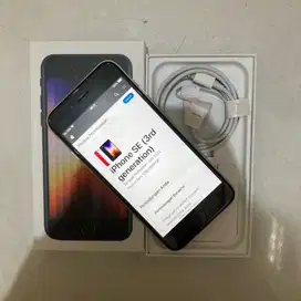 Iphone SE 3 2022 128gb  Beacukai Terdaftar resmi setara Ibox - White