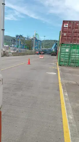 Dibutuhkan admin .pekerja lapangan.bisa nyupir