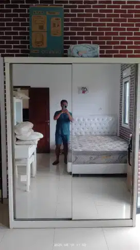 Lemari Sliding 2 Pintu Cermin