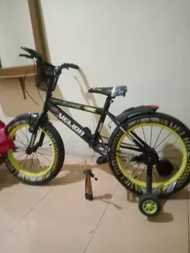 SEPEDA BMX KUNING 18
