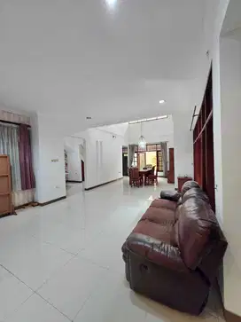 Dijual Rumah Bagus dalam Cluster Bintaro Sektor 9 Bintaro Jaya