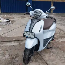 Yamaha fialno 2023 dp 1juta