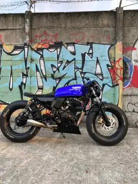 BRATCAFE CAFE RACER