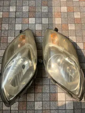 Lampu Yaris Bakpau 2010