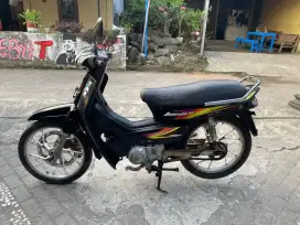 Astrea legenda 2 THN 2004 plat AB bantul