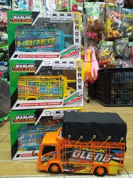 mainan anak truk oleng terpal baterai