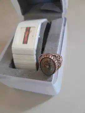 Jam gucci ceramic dan cincin jadul