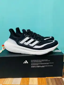 Adidas Ultraboost light