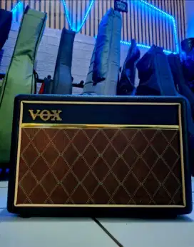 Ampli gitar vox pathfinder 10