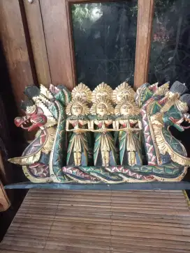 Hiasan Dinding Uikiran Kayu