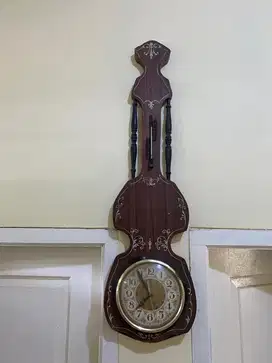 Jam dinding atik germany