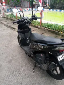 Dijual honda beat street thn 2019 warna hitam