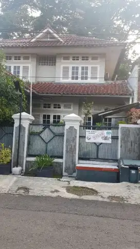Rumah Sempur semi furnish