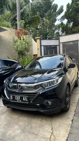 Honda HRV e 2019 km 31rb hitam