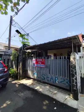 Jual Cepat rumah di Jl utan kayu ciputat, hanya 500m kearah jalanan ra
