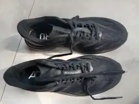 Sepatu second pria size 44