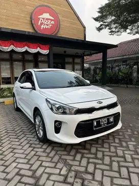 KIA Rio MT Sunroof 2017