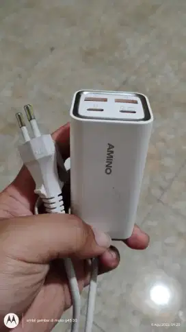 Charger 4 port USB C USB A Amino