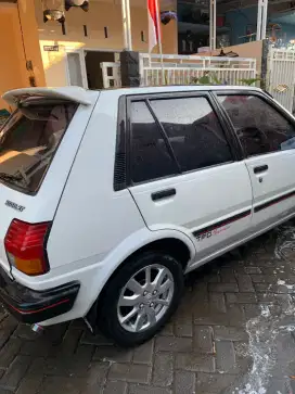 Toyota Starlet 1986 siap pakai