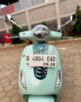 PIAGGIO VESPA LX 125 iGET FACELIFT 2022 BATIK EDITION